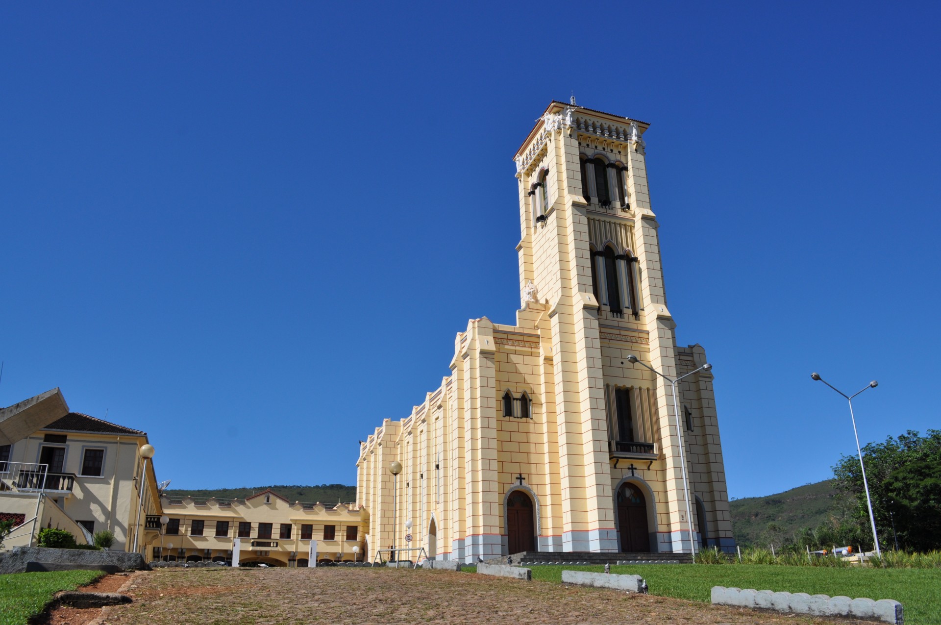 Santuário do Senhor Bom Jesus do Matosinhos - Imagem 1