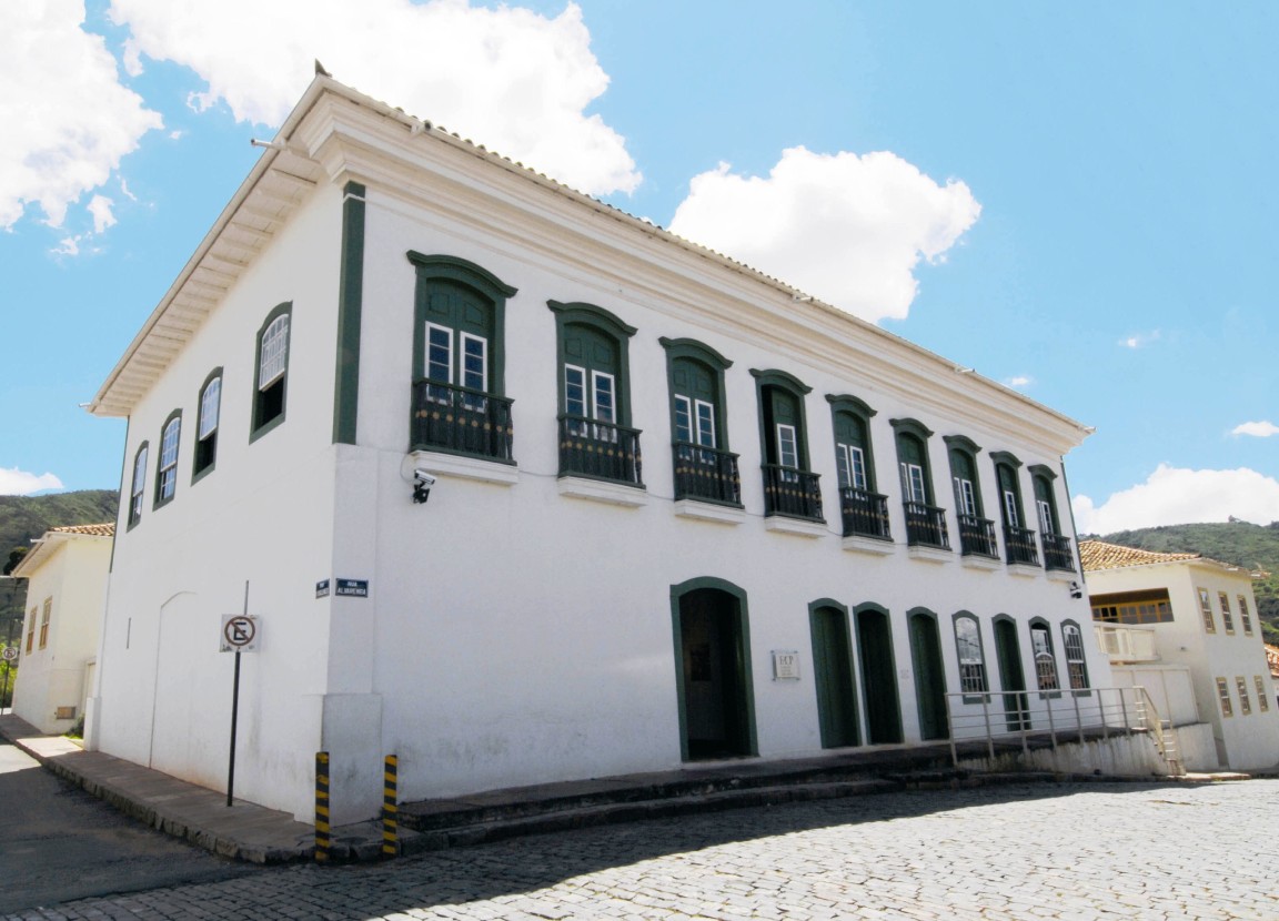 Casa Bernardo Guimarães