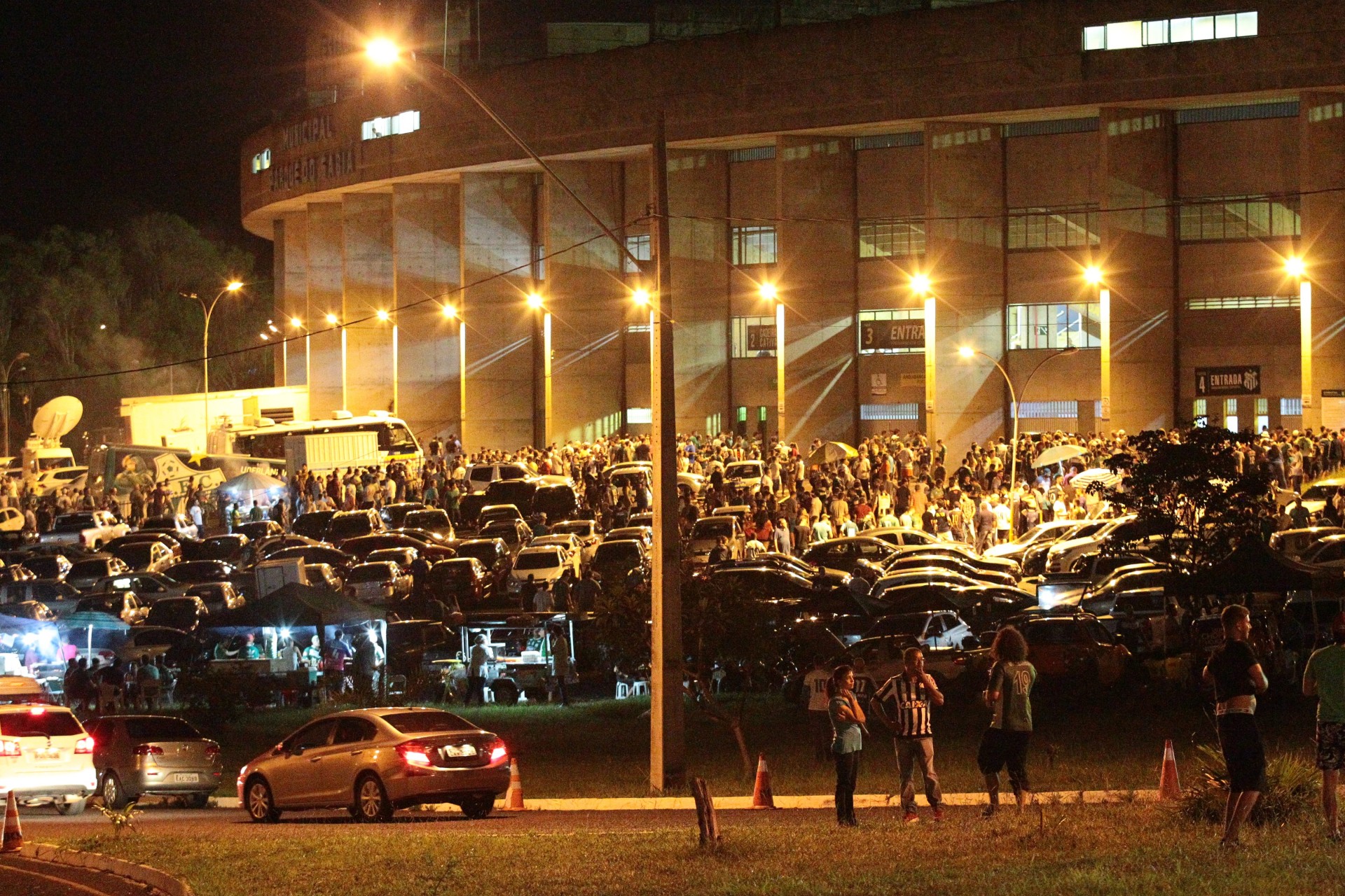 Estádio Parque do Sabiá