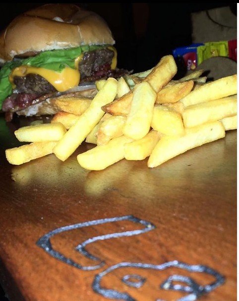 L & M Açaí e Hamburgueria 