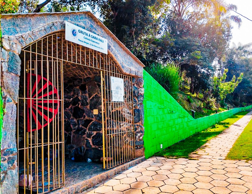 Santuário Santa Sara Kali