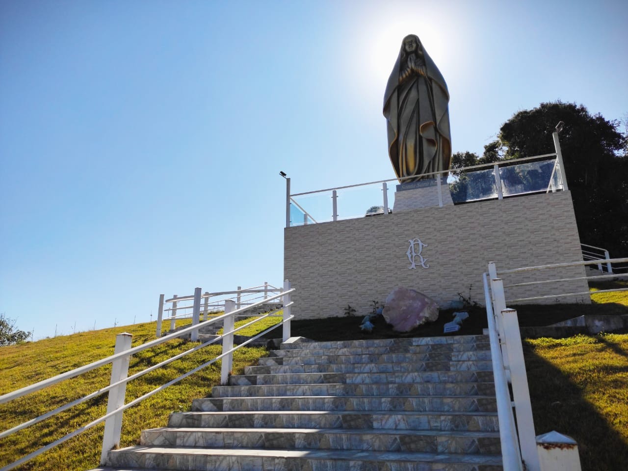 Santuário Santa Sara Kali