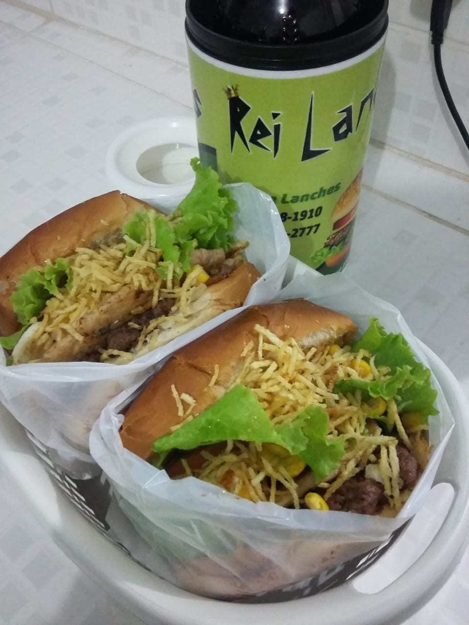 REI LANCHES
