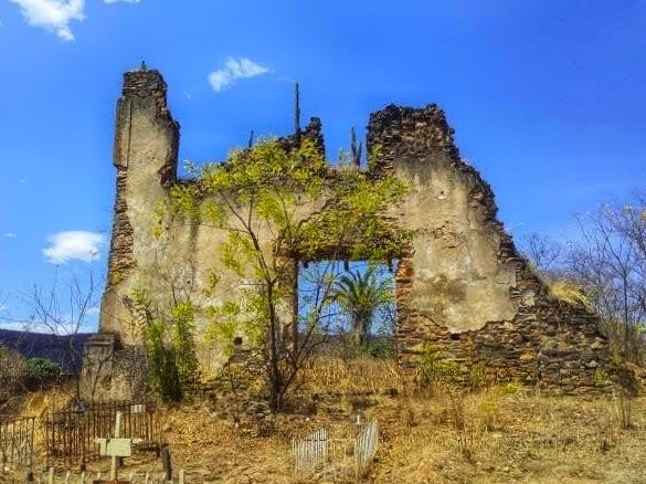 Ruína de Taipa da Vila de Porteiras