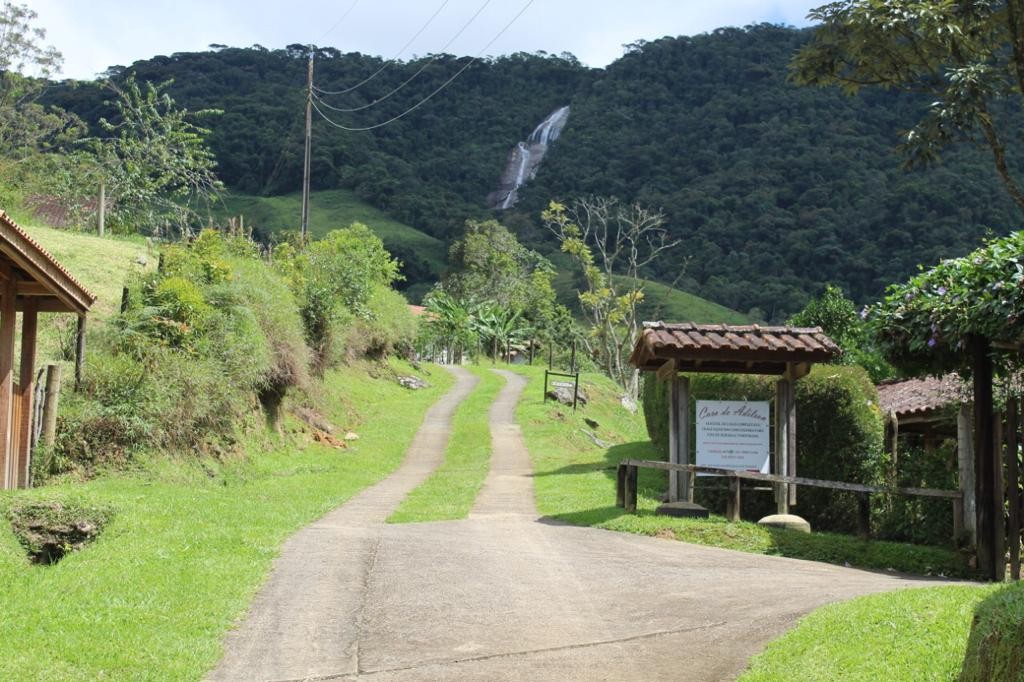 Cachoeira do Alcantilado 