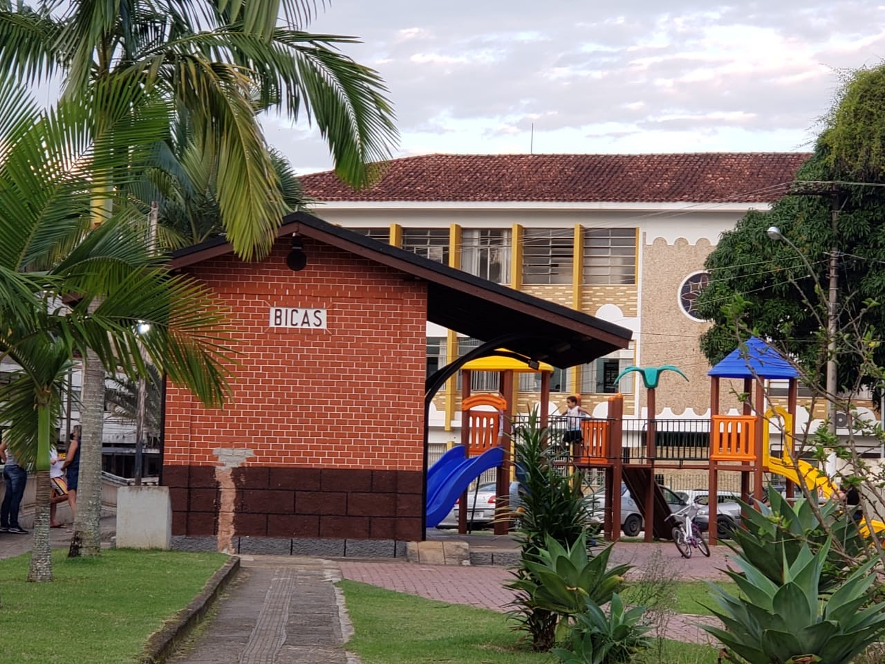 Estação Ferroviária de Bicas 