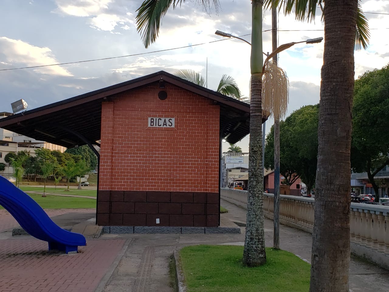 Estação Ferroviária de Bicas 