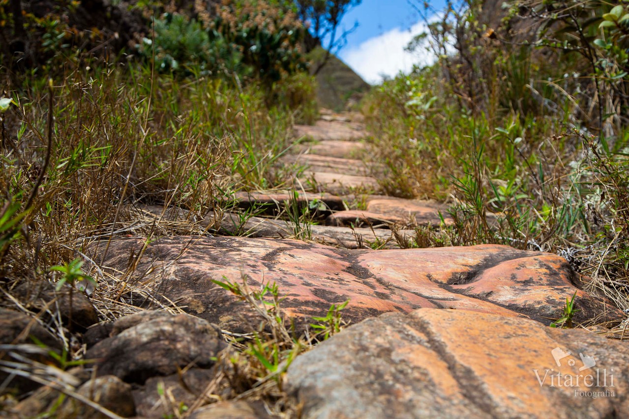 Calçada de Pedra e Forte da Serra de Belo Vale 