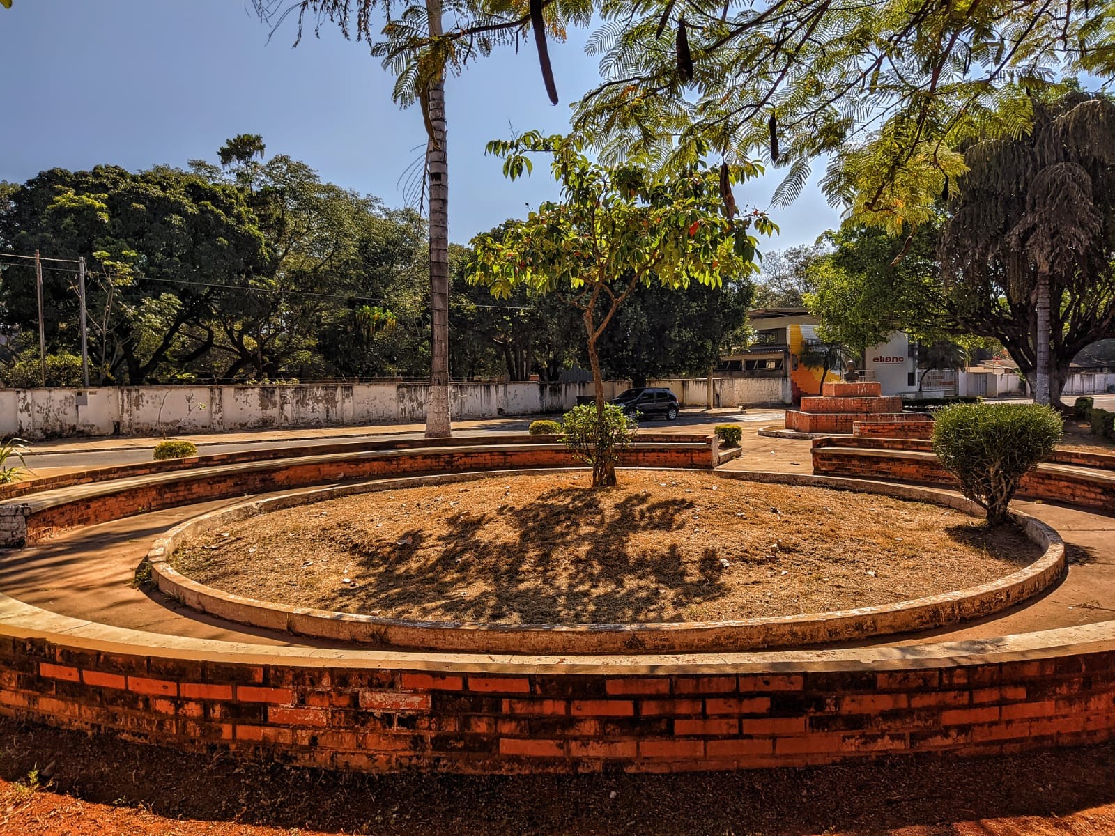 Praça Maximiliano Gaidzinski