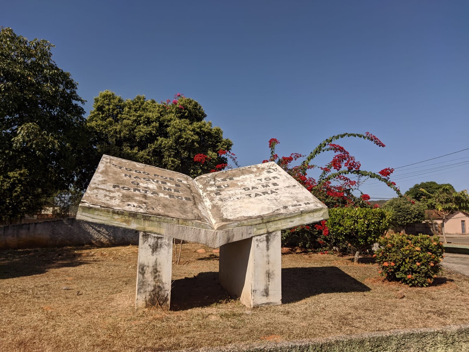Praça da Bíblia