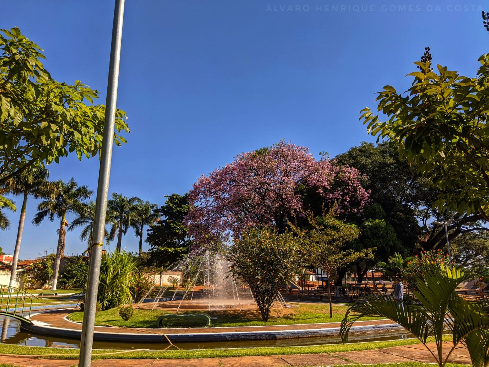 Praça de Eventos e Ilha da Saúde Dálton Saraiva