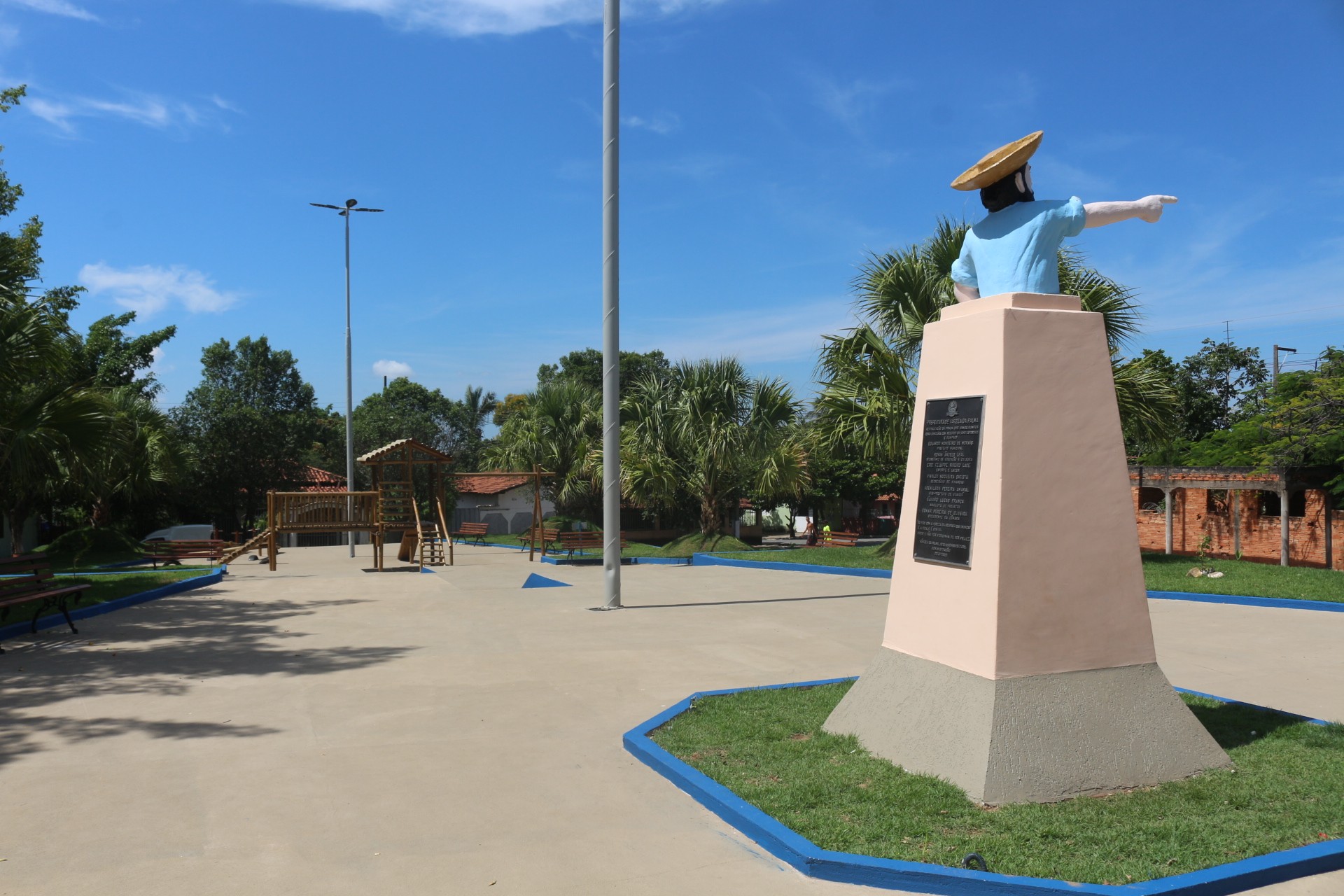 Praça dos Bandeirantes