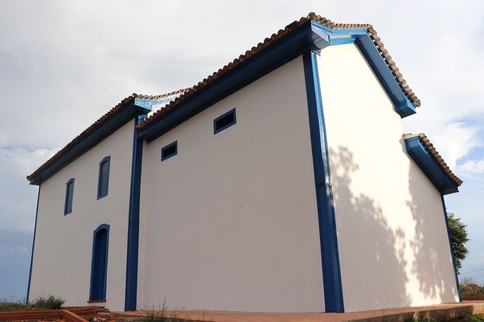 Igreja Santa Cruz do Monte
