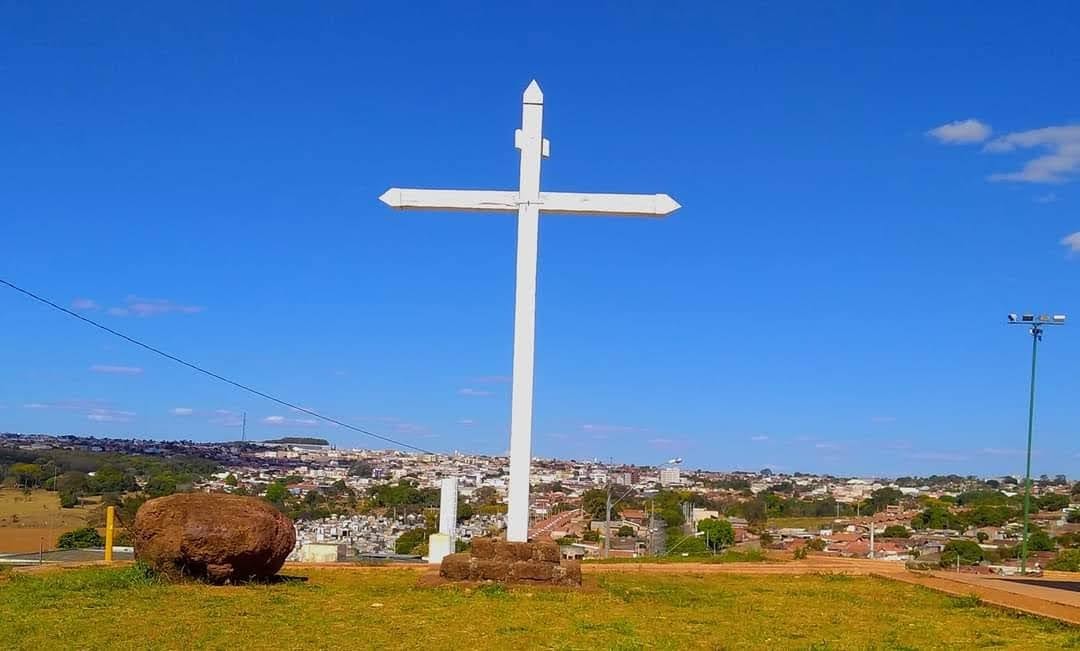 Igreja Santa Cruz do Monte