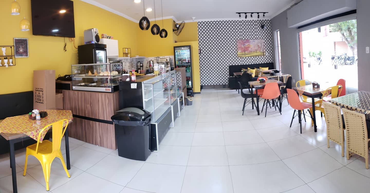 Minas Cafe Bar