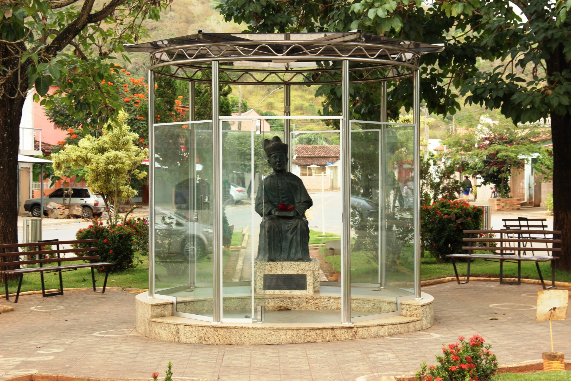 Praça Cônego Lafaiete 