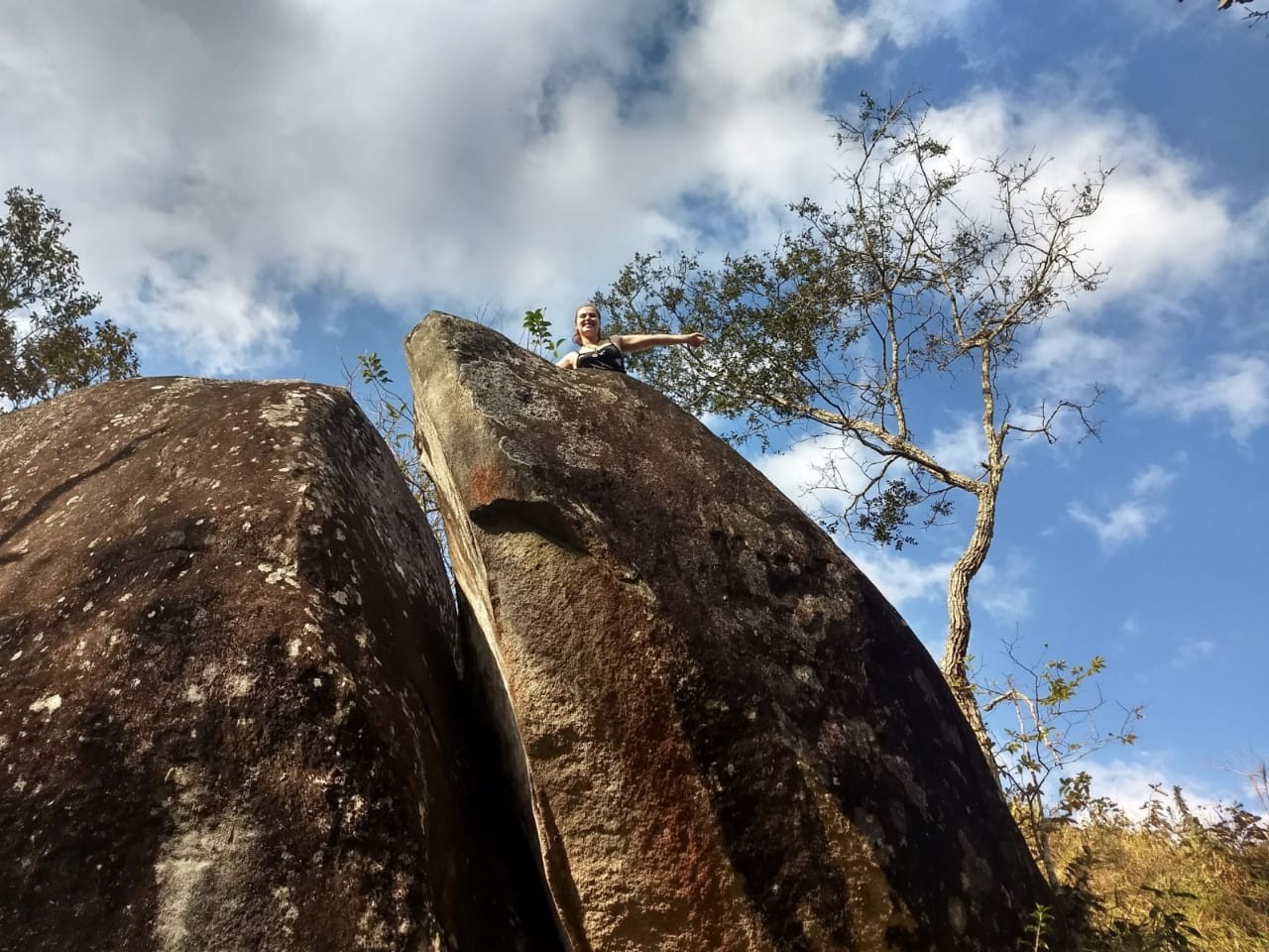 Pedra do Urubu e Gruta do Morcego