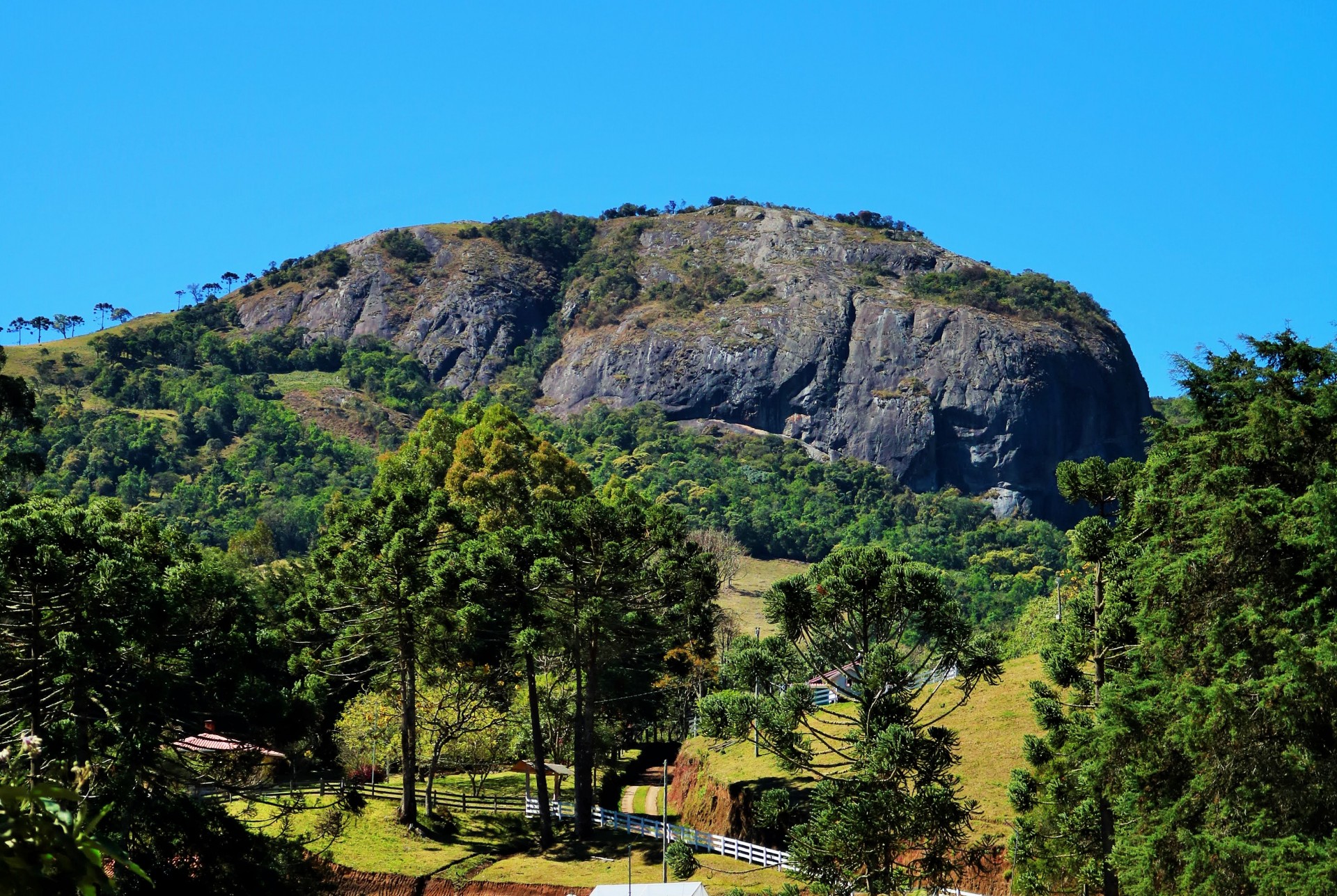 Pedra do Jair