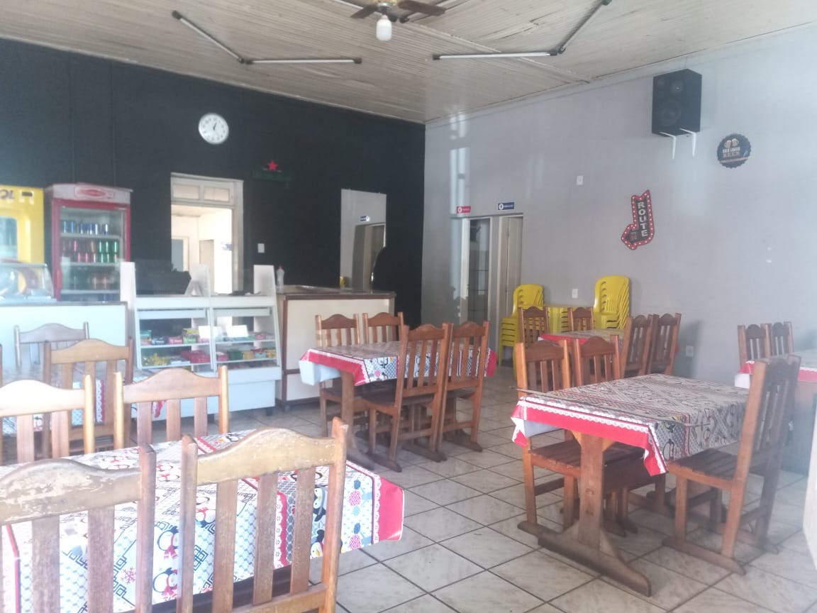 Center Pizzas