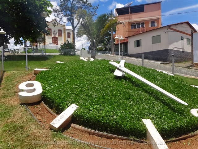 PRAÇA MANOEL TEODORO