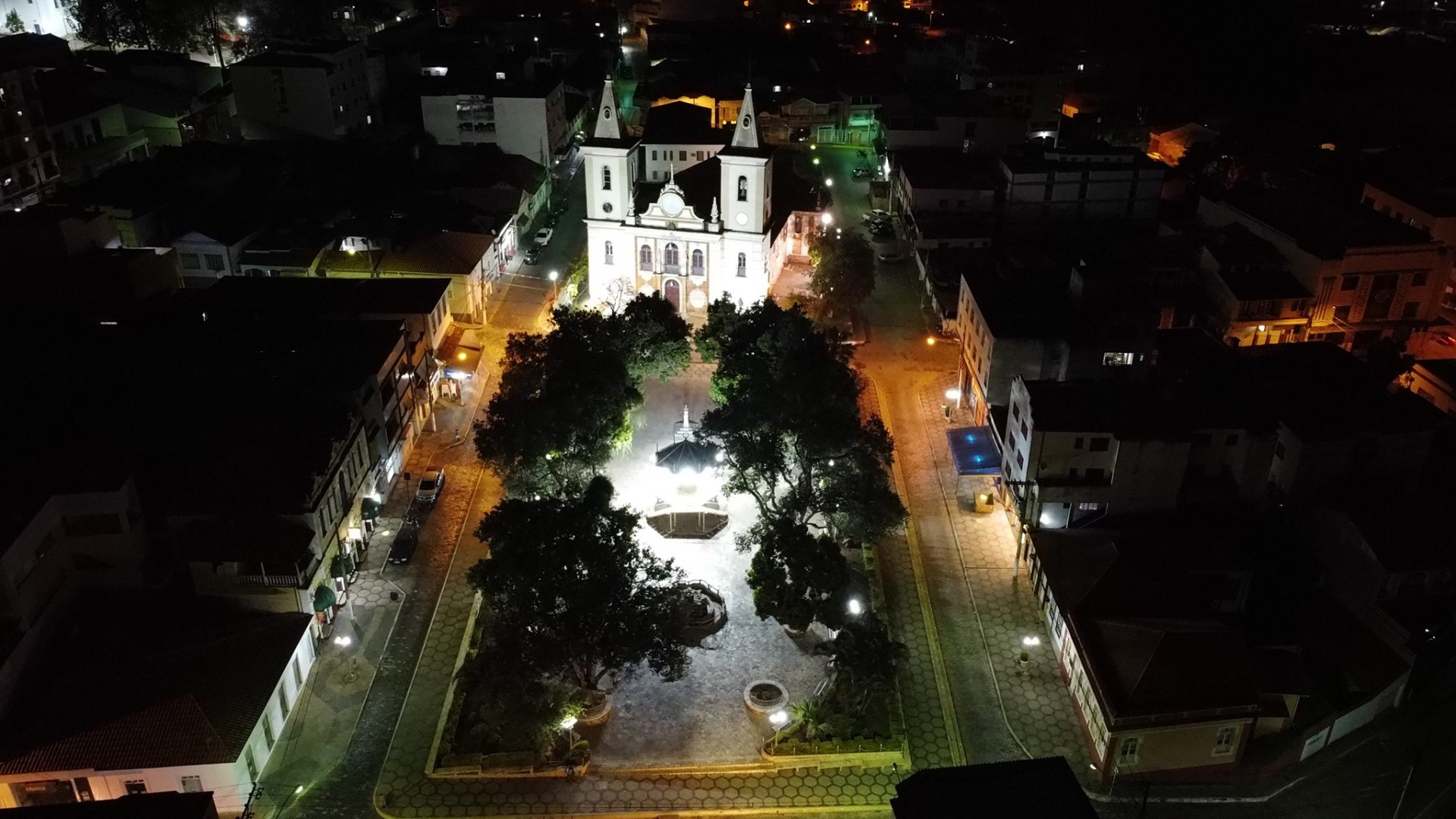 Igreja Matriz de Nossa Senhora de Montserrat