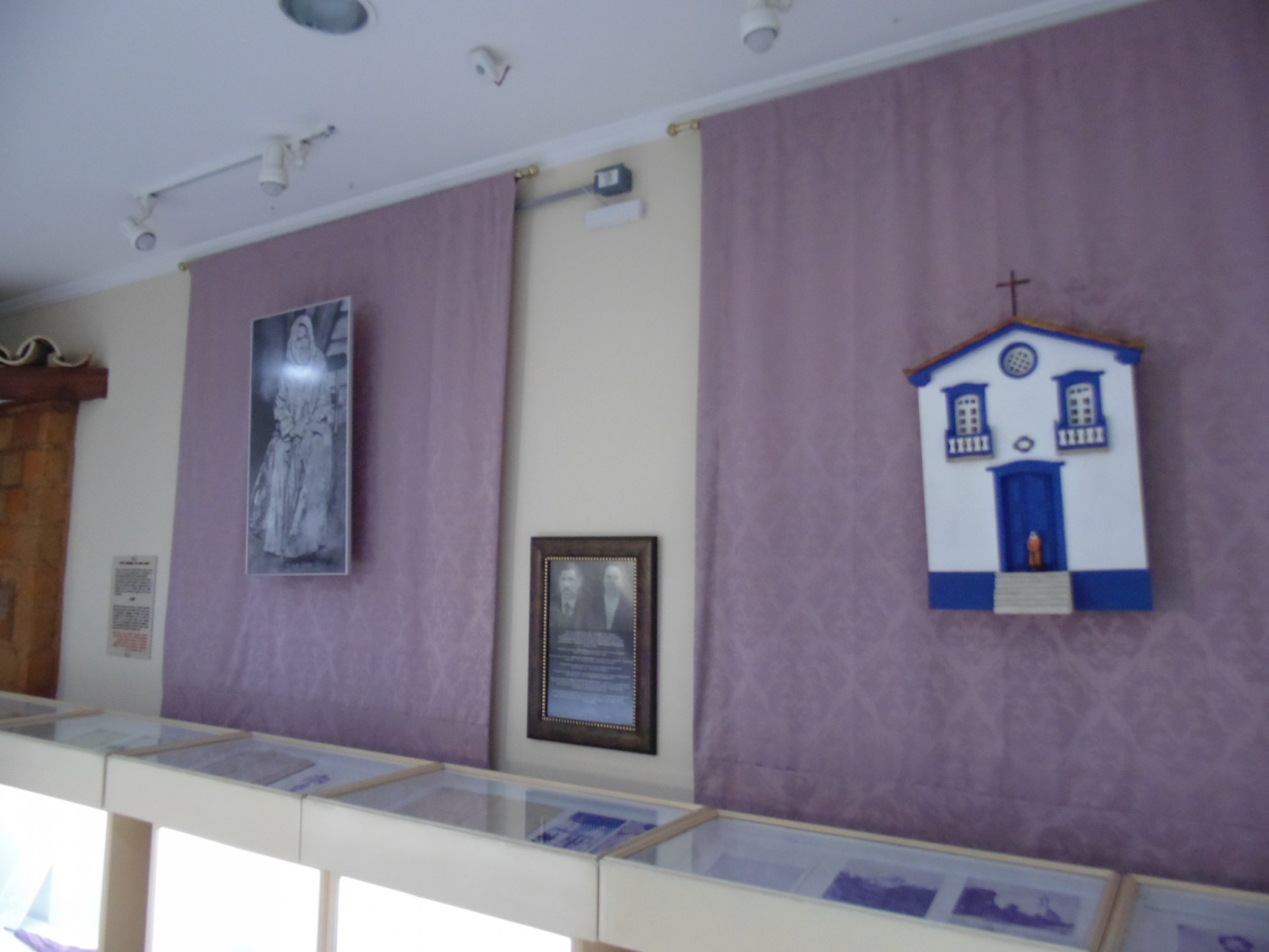 Memorial de Nhá Chica
