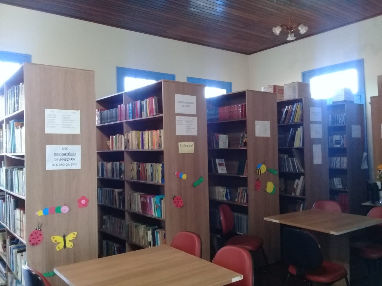 Biblioteca Pública