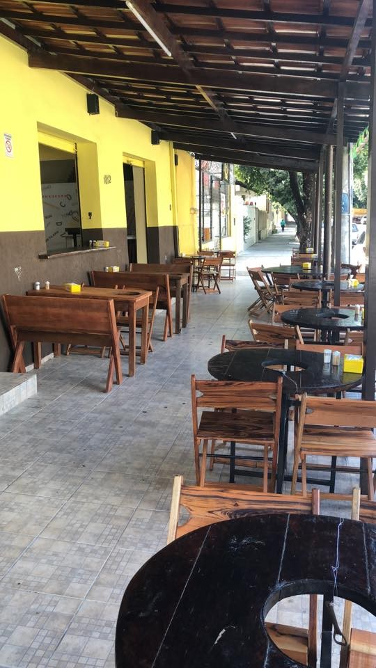 Bem Na Esquina