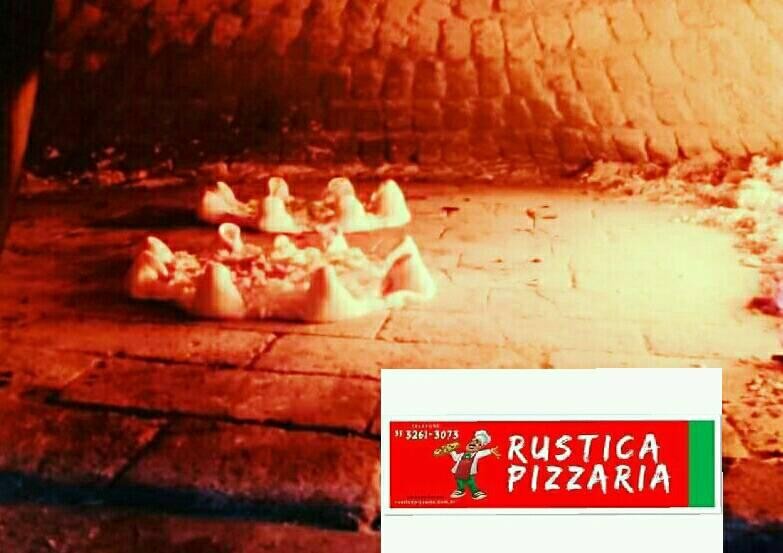 Rústica Pizzaria
