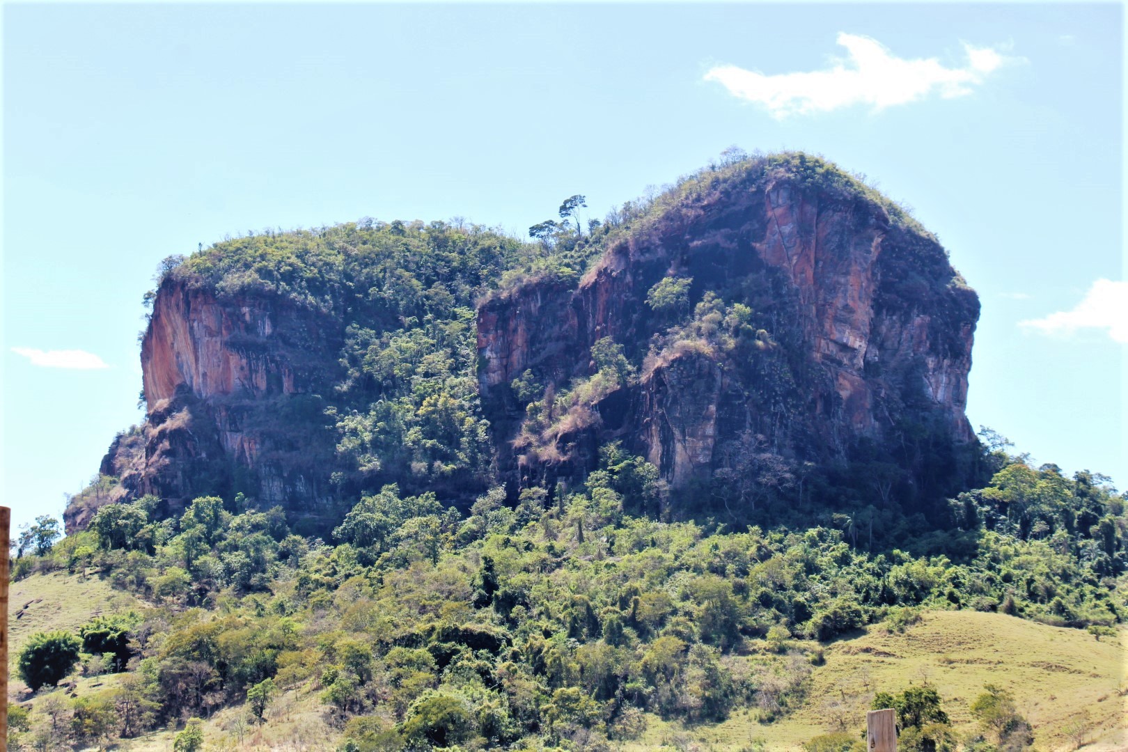 Pedra do Escalvado