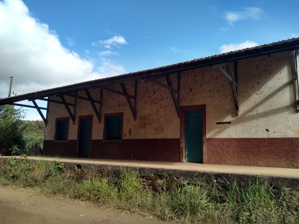 Estação Ferroviária Silviano Brandão