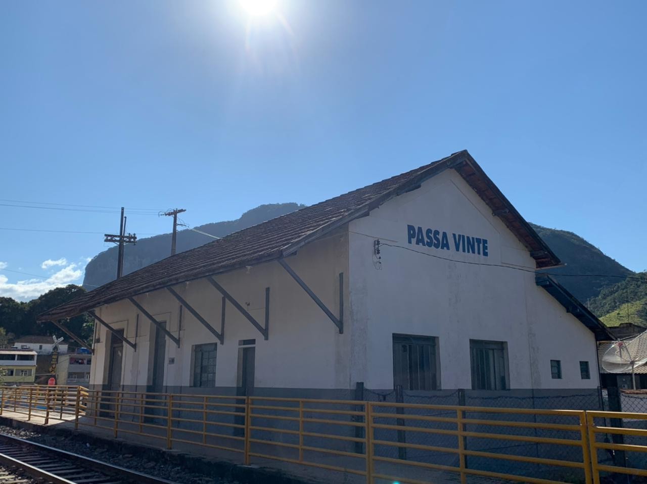 Prédio da Estação Ferroviária de Passa Vinte