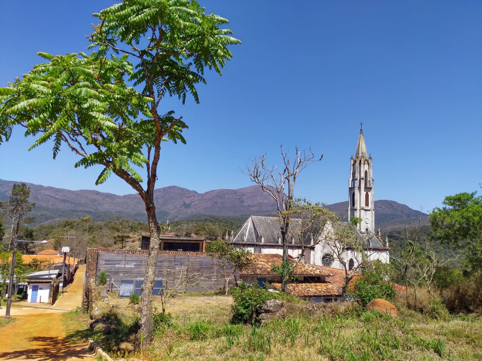 Igreja de Nossa Senhora Mãe dos Homens 