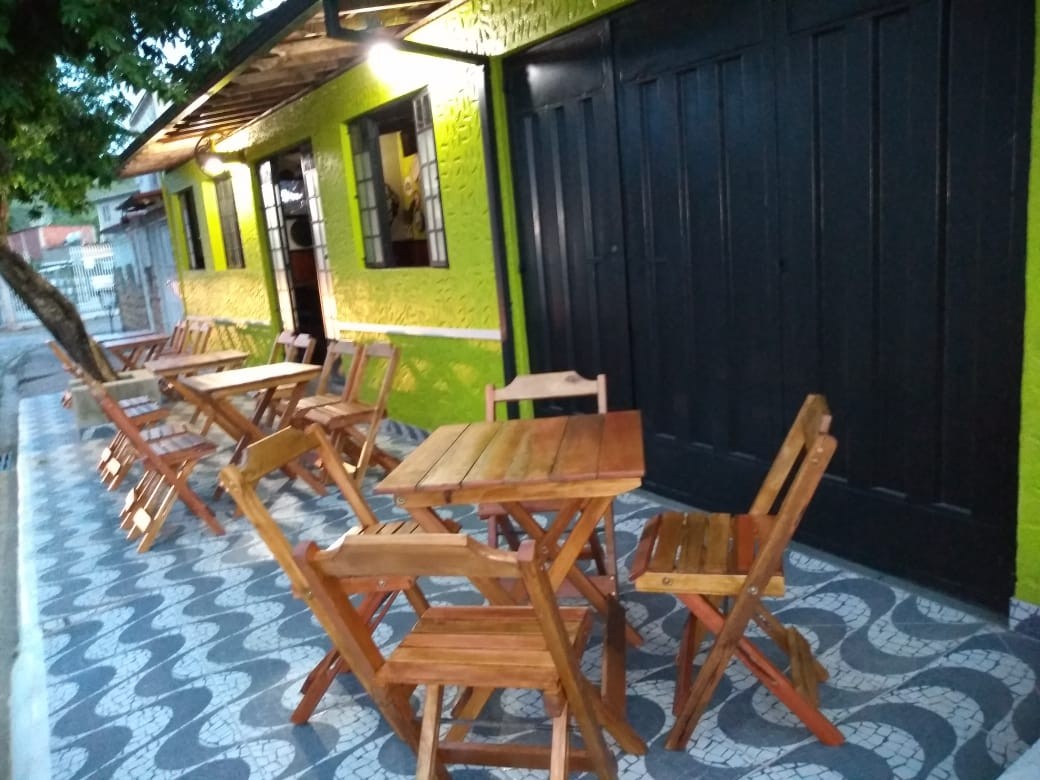 Kaquithus Bar