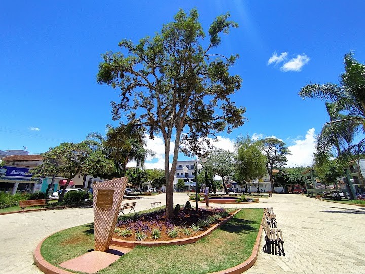 Praça Prefeito Amador Guedes