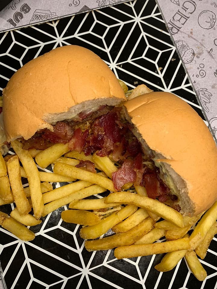 M.A Burguer