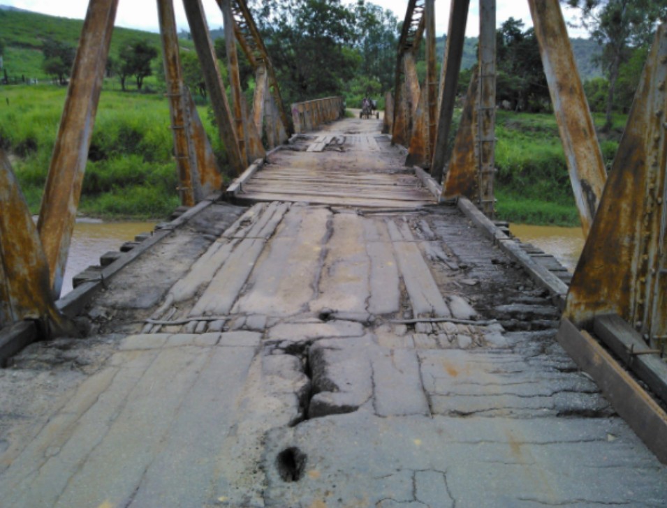 Ponte Centenária Barra do Cuieté