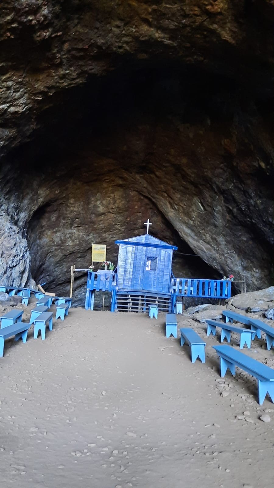 Gruta da Pedra Santa