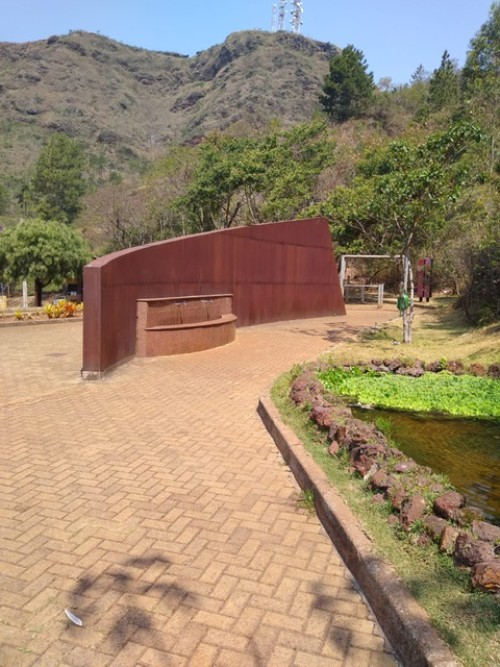 Praça Carlos Drummond de Andrade