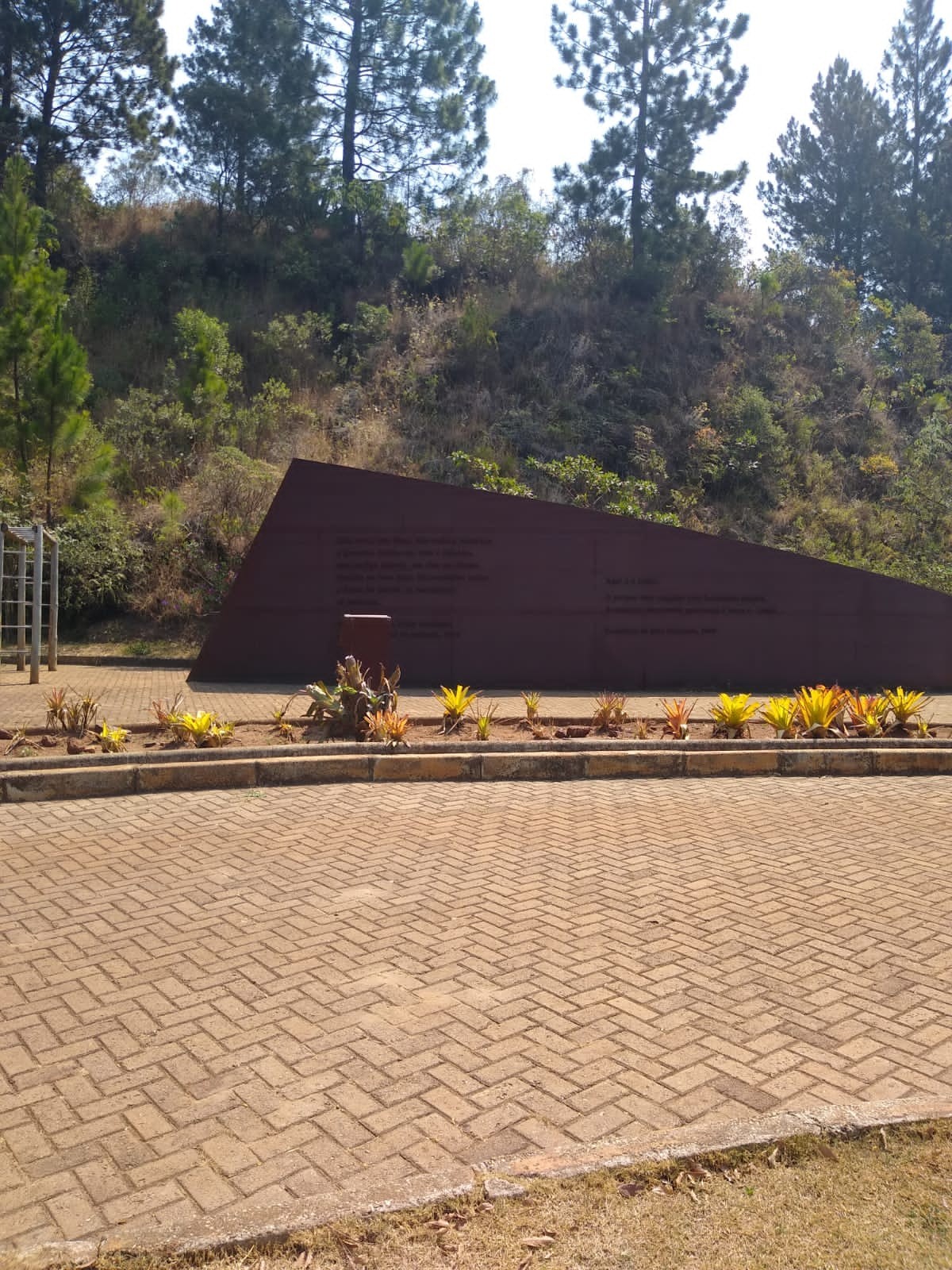 Praça Carlos Drummond de Andrade