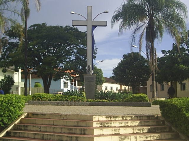 Praça Antônio Leite