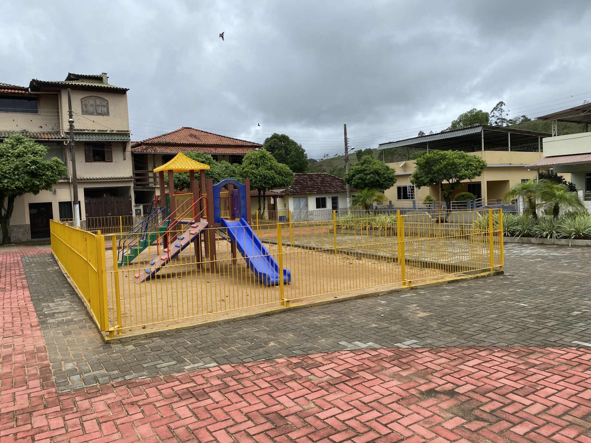 Praça Carlos Augusto Pires