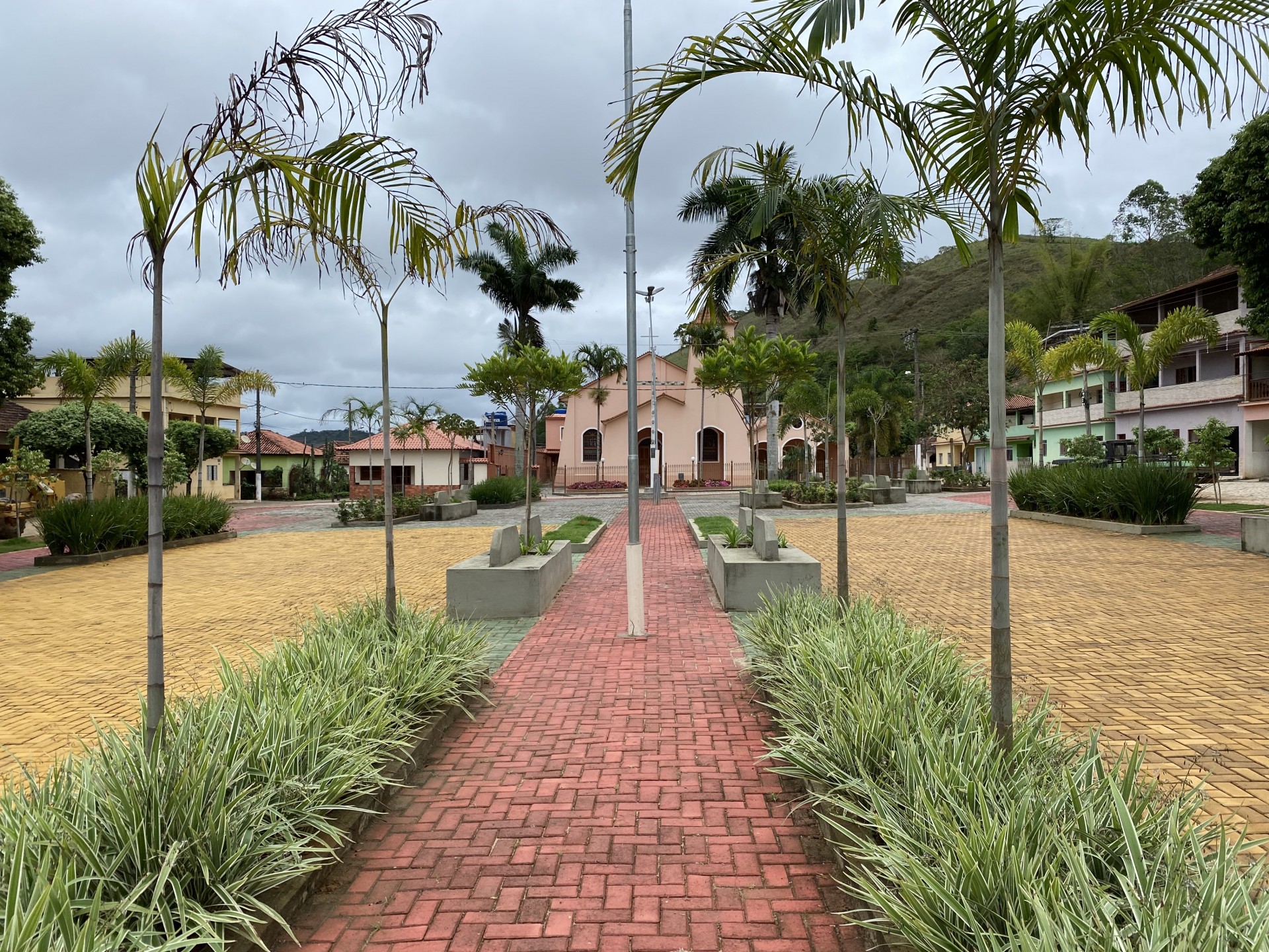 Praça Carlos Augusto Pires