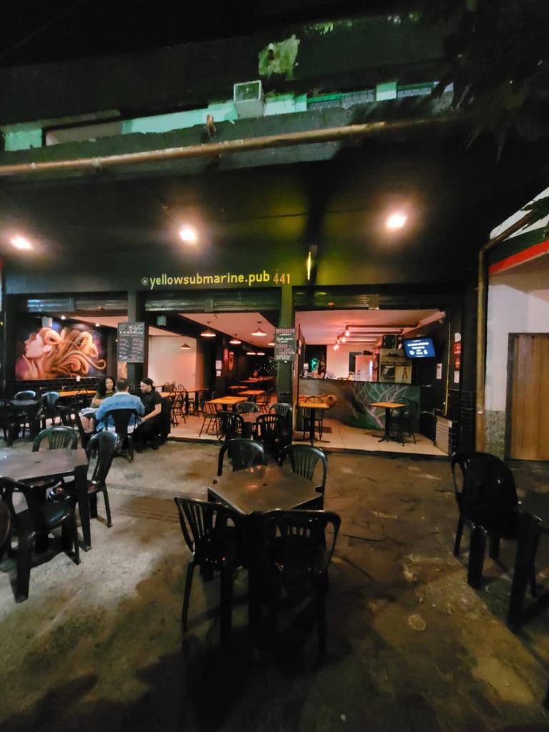 Yellow Submarine Pub