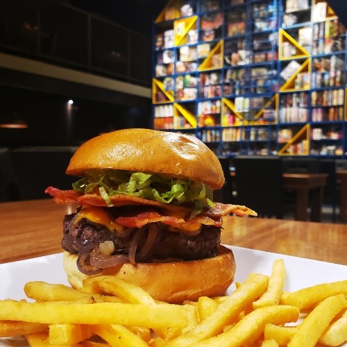 Funtasy Bar e Jogos