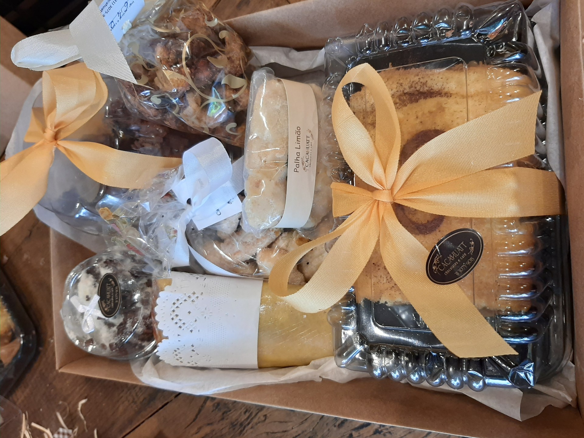 Cacahuatt Chocolates e Cafés 