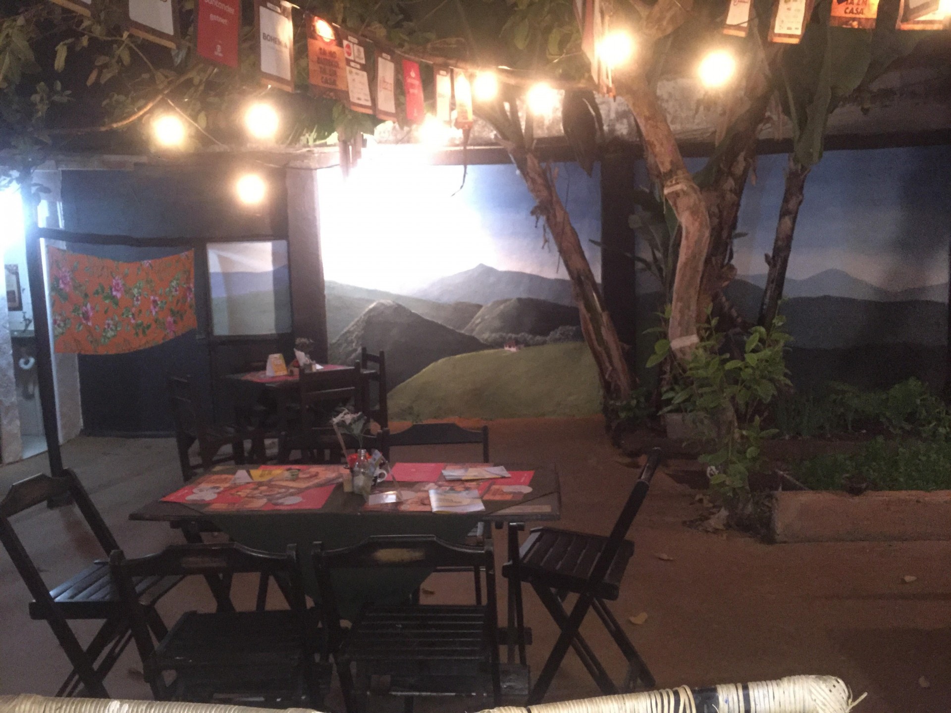 Art Bar & Vegan (Tanganica)