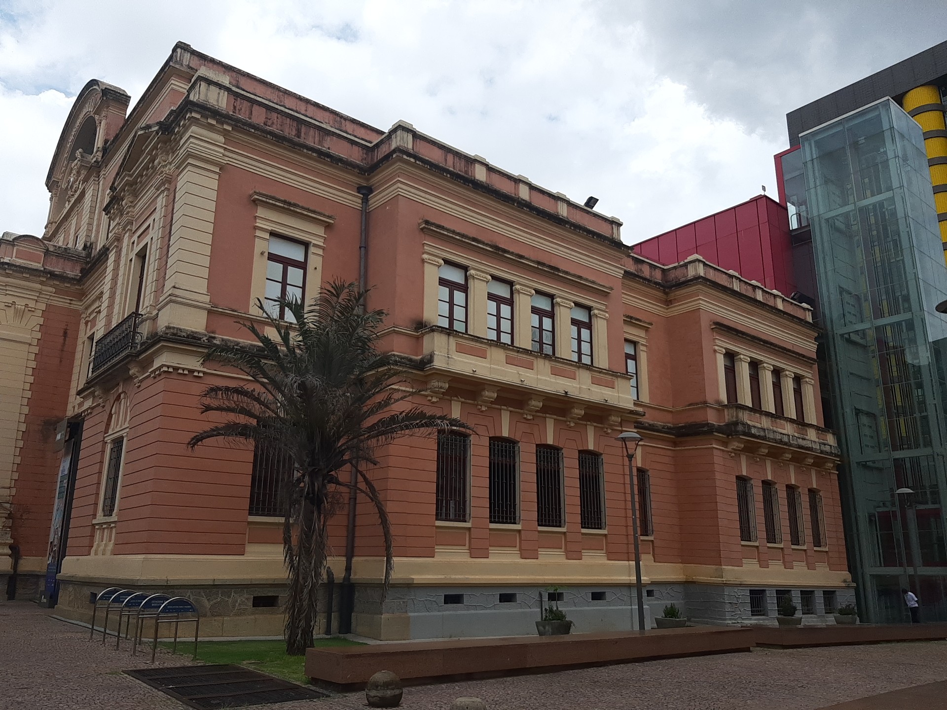 Espinhaço Operadora