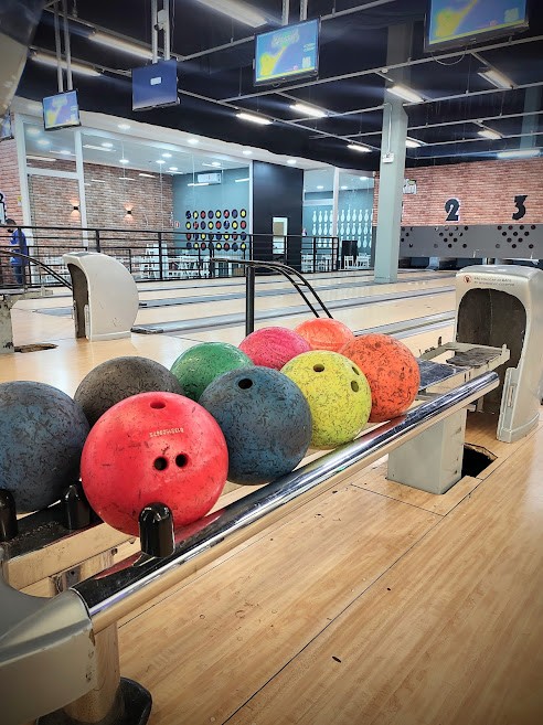 Magic Bowling