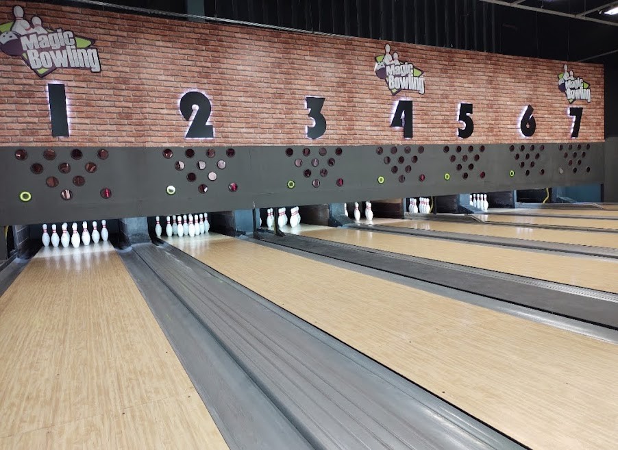 Magic Bowling